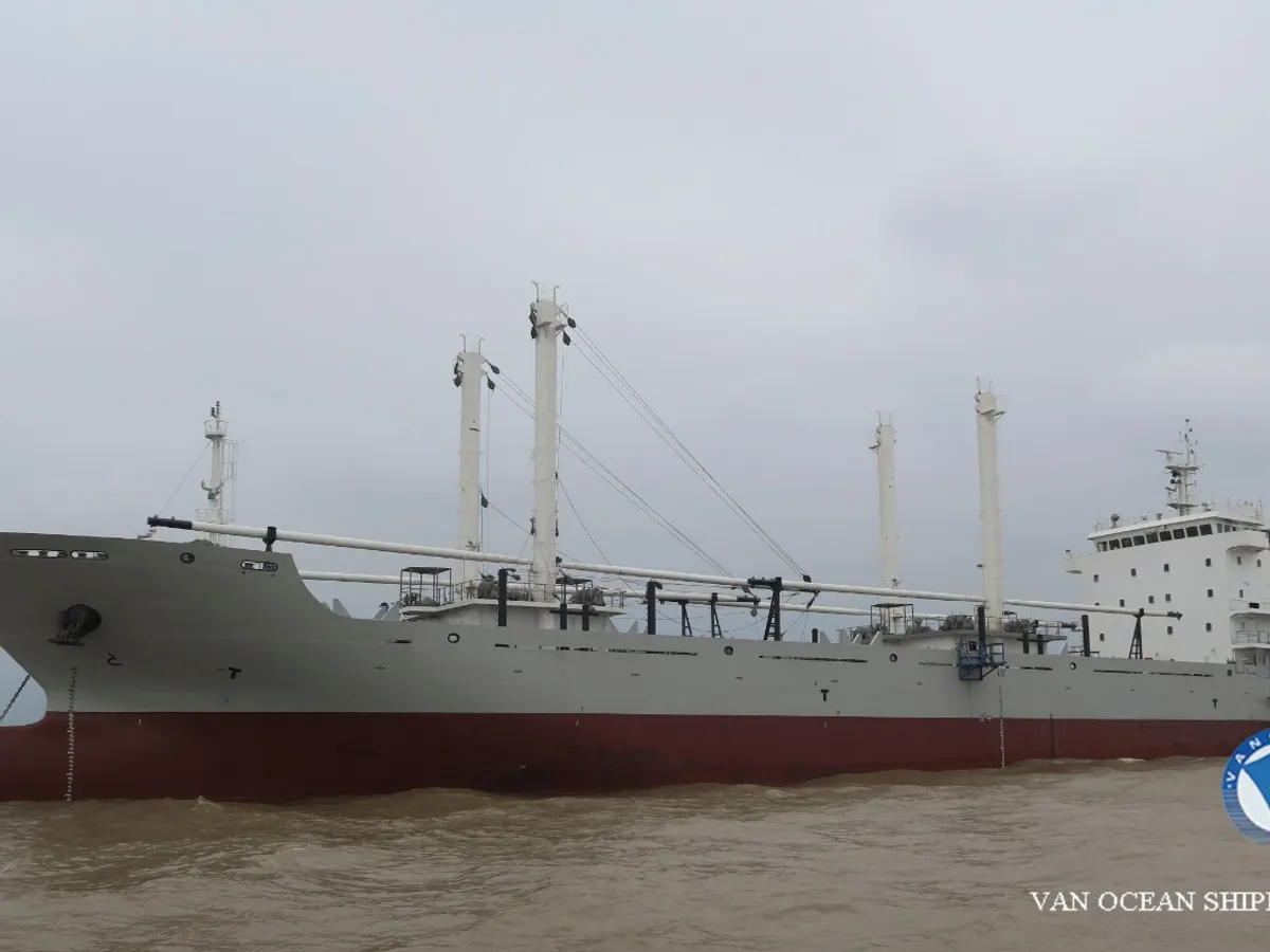 Kapal peti sejuk untuk dijual