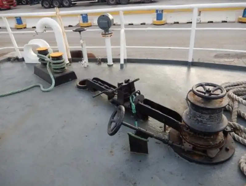 Kapal kerja untuk dijual