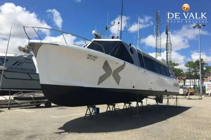 Kapal tunda untuk dijual
