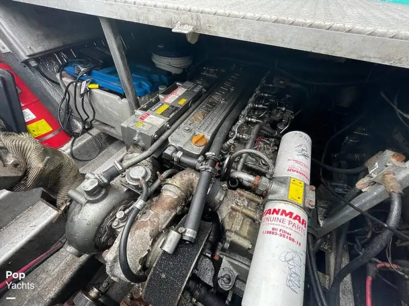 Kapal pelayaran untuk dijual
