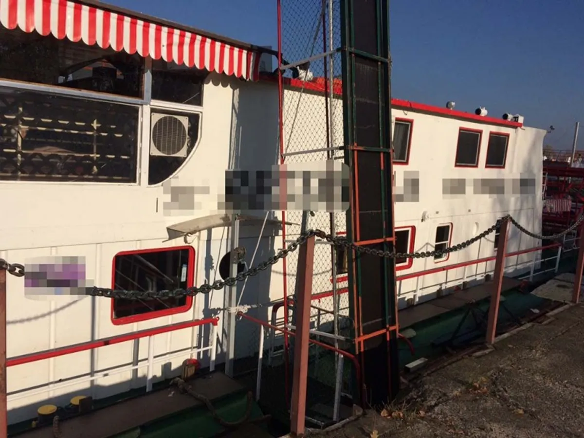 Kapal kontena untuk dijual
