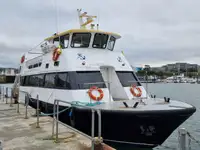 Kapal penumpang untuk jualan