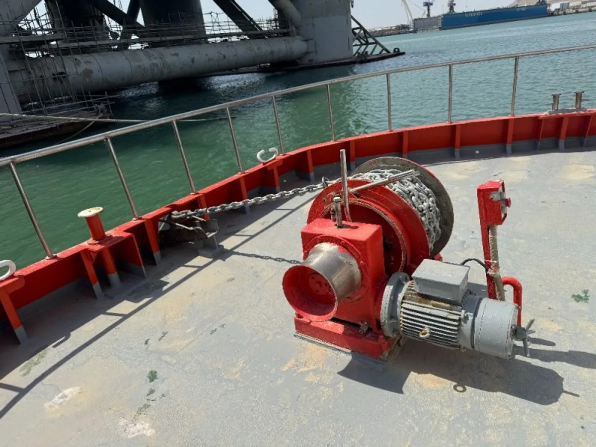 Kapal anak kapal untuk dijual