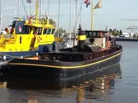 Kapal tunda untuk dijual