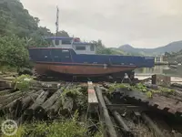 Kapal bekalan untuk dijual