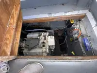 Kapal pelayaran untuk dijual