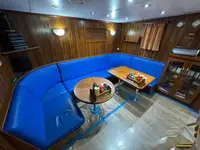 Kapal kontena untuk dijual