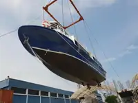 Kapal pelayaran untuk dijual