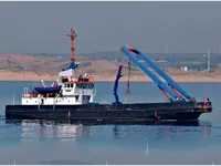 Kapal kerja untuk dijual