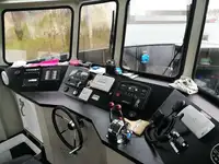Kapal kerja untuk dijual