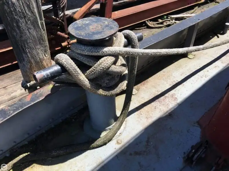 Kapal tunda untuk dijual