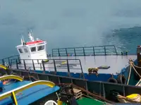 Kapal kerja untuk dijual