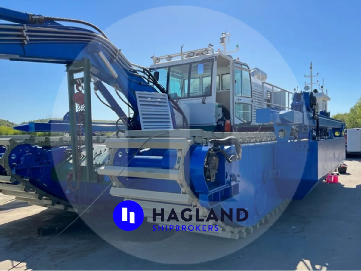 Kapal kerja untuk dijual