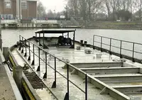 Ponton untuk jualan