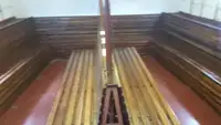 Kapal pelayaran untuk dijual