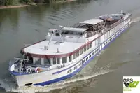Kapal pelayaran untuk dijual