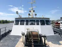 Kapal anak kapal untuk dijual