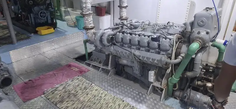 Kapal pelayaran untuk dijual