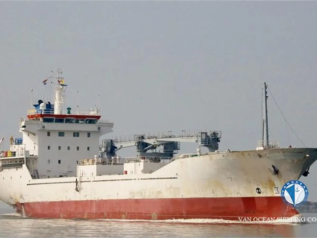 Kapal peti sejuk untuk dijual