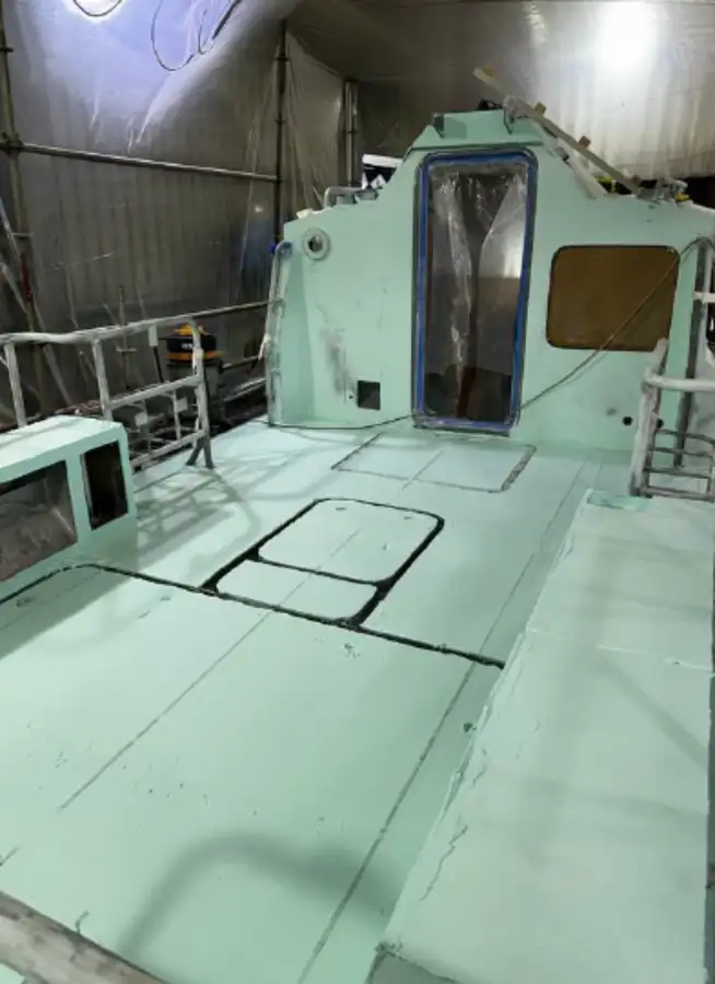 Kapal kerja untuk dijual