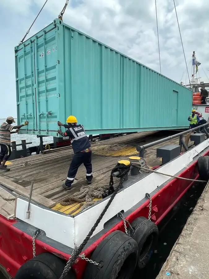 Kapal kontena untuk dijual
