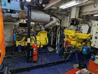 Kapal bekalan untuk dijual