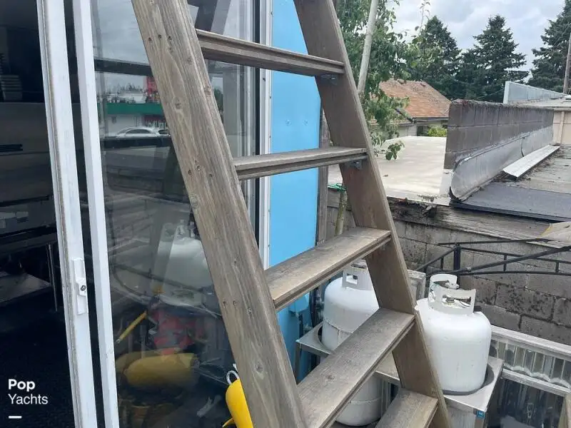 Kapal layar untuk dijual
