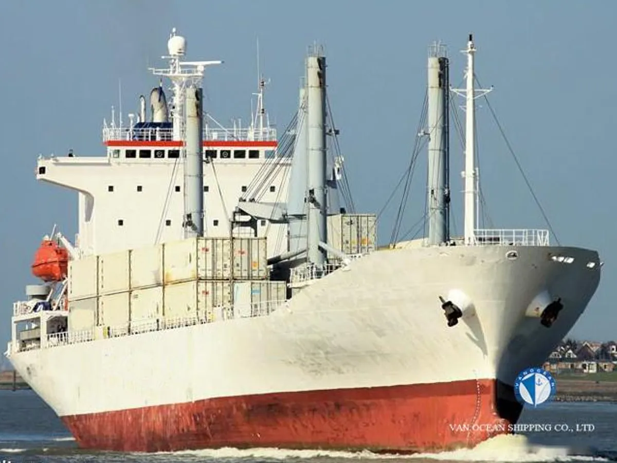 Kapal peti sejuk untuk dijual