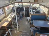 Kapal tinjauan untuk dijual