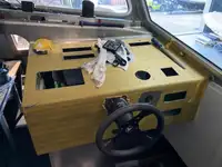 Kapal penyelamat untuk dijual