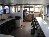 Kapal tinjauan untuk dijual