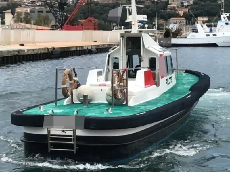 Kapal pandu untuk dijual