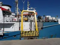 Kapal penyelidik untuk dijual
