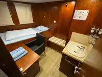 Kapal kontena untuk dijual