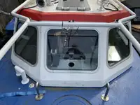 Kapal rondaan untuk dijual