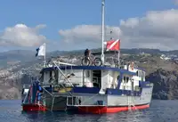 Kapal tunda untuk dijual