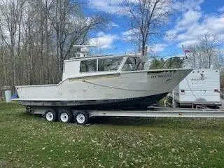Kapal kerja untuk dijual