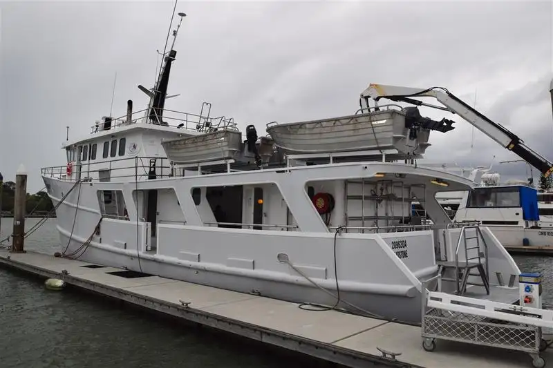 Kapal pukat untuk dijual