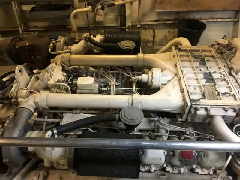 Kapal kerja untuk dijual