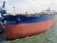 Oil/Chemical tanker untuk jualan