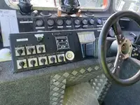 Kapal anak kapal untuk dijual