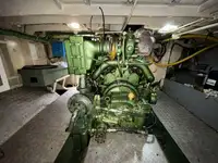 Kapal kerja untuk dijual