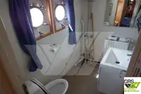 Kapal tinjauan untuk dijual