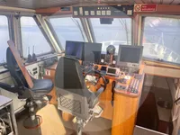 Kapal tinjauan untuk dijual