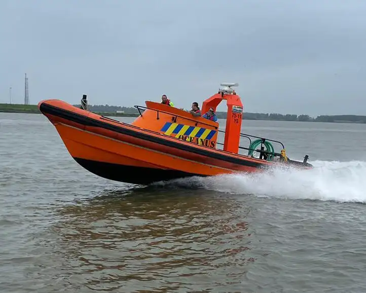 Kapal getah kaku untuk dijual