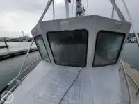 Kapal penyelamat untuk dijual