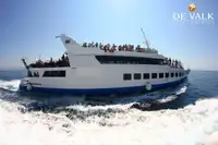 Kapal feri untuk jualan