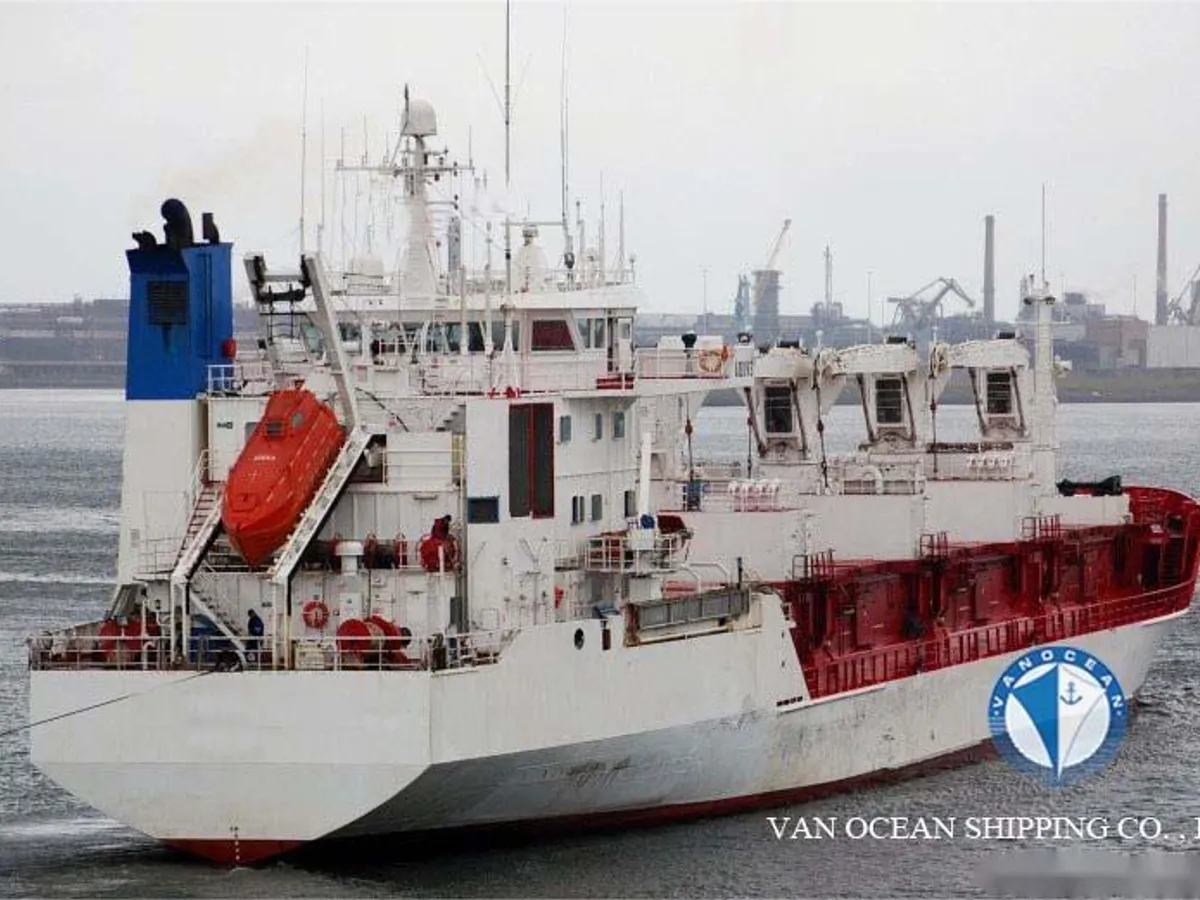 Kapal peti sejuk untuk dijual