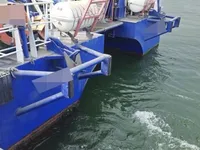 Kapal anak kapal untuk dijual