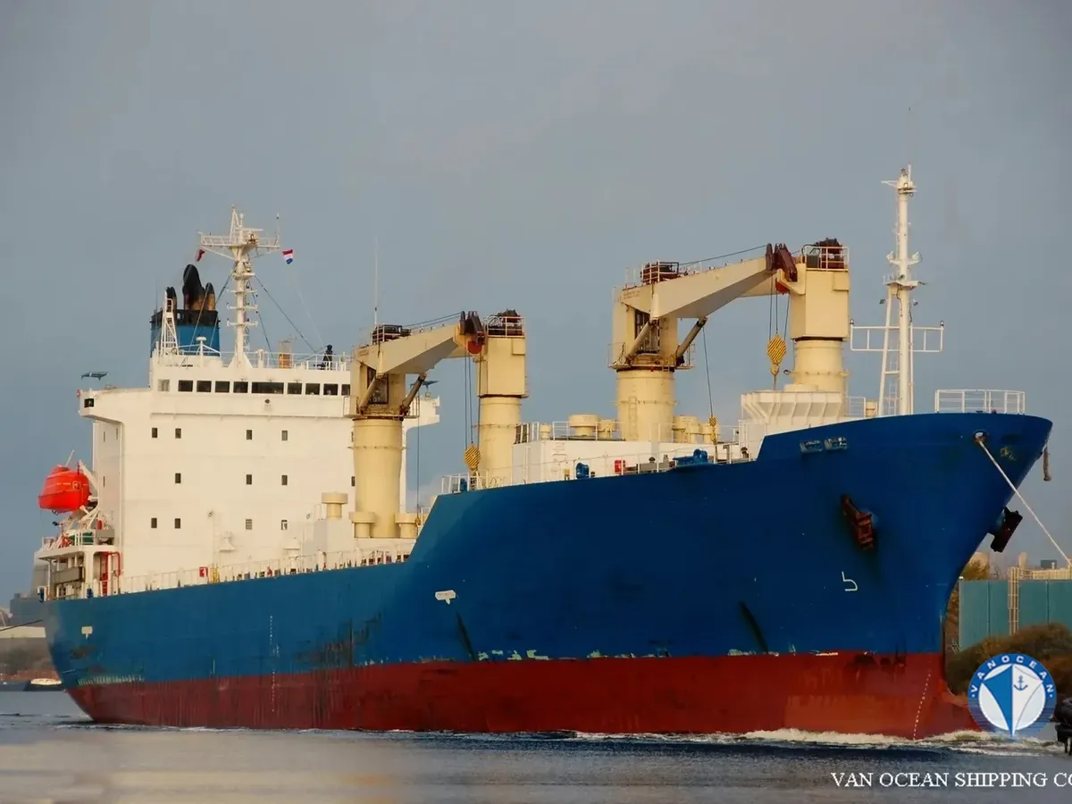 Kapal peti sejuk untuk dijual